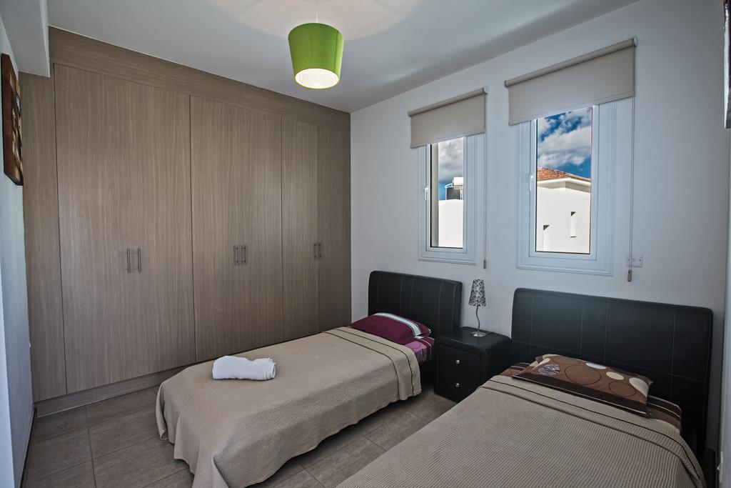 Avra Villas Paralimni Room photo